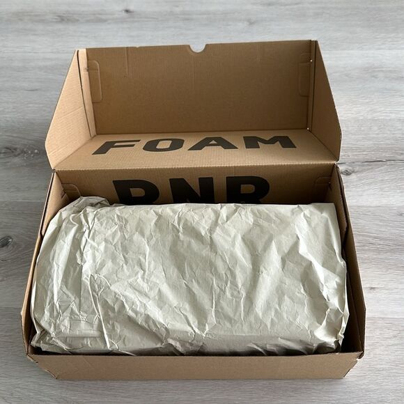 adidas Yeezy Foam RNR Carbon 13 NWT IN BOX - Picture 7 of 12